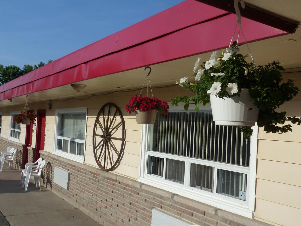 The Silver Birch Motel Goderich Εξωτερικό φωτογραφία