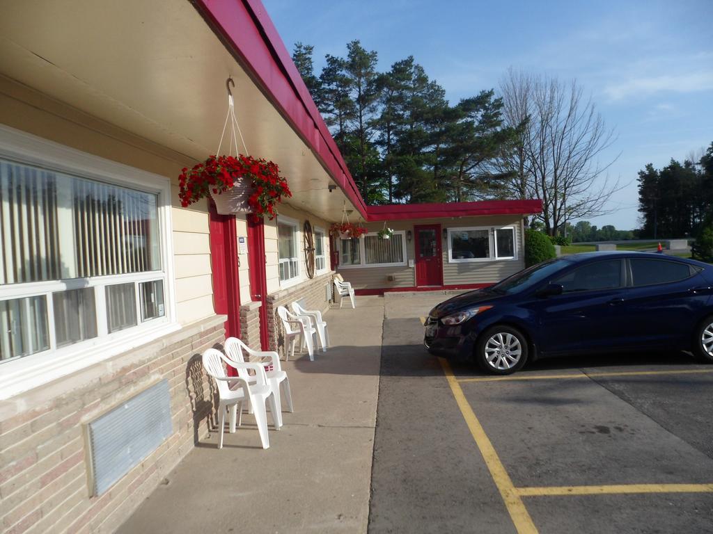 The Silver Birch Motel Goderich Εξωτερικό φωτογραφία