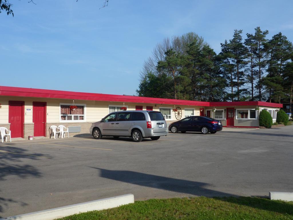 The Silver Birch Motel Goderich Εξωτερικό φωτογραφία