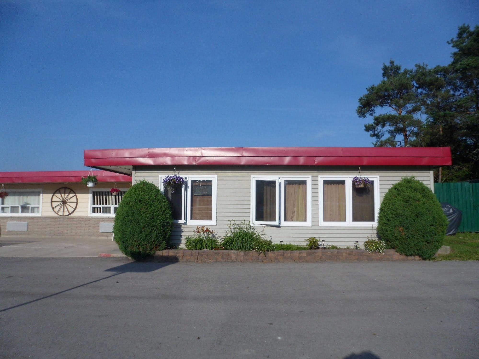 The Silver Birch Motel Goderich Εξωτερικό φωτογραφία